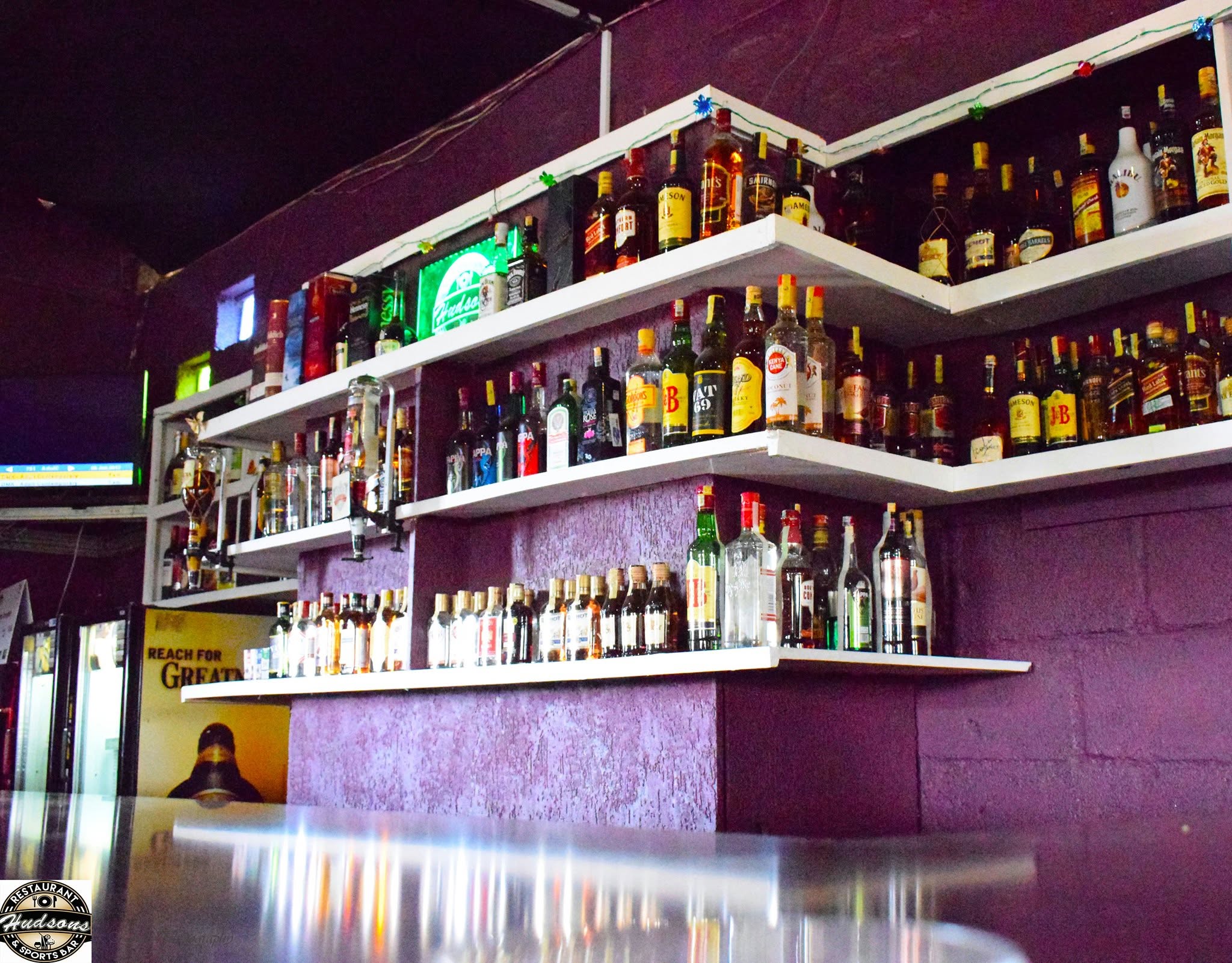 Hudsons bar shelves